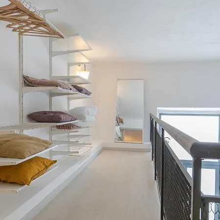Stylish Industrial Loft Near Belem By Innkeeper アパート